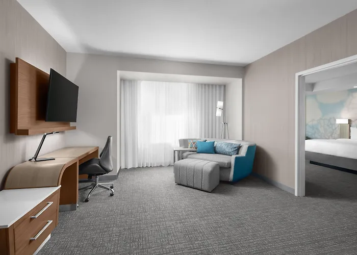 Courtyard By Marriott Clearwater Hotel 3*