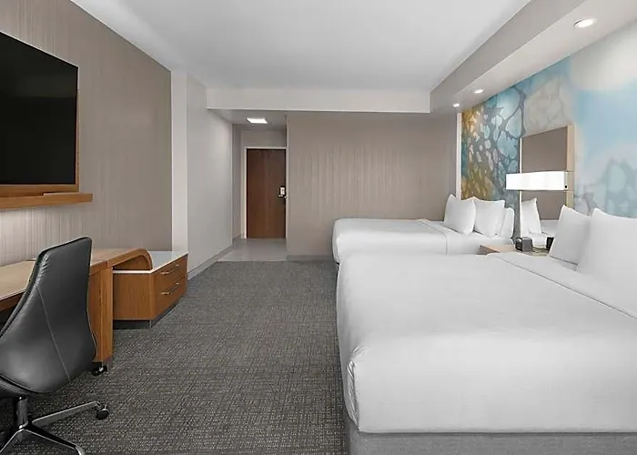 Hotel Courtyard By Marriott Clearwater Clearwater Beach
