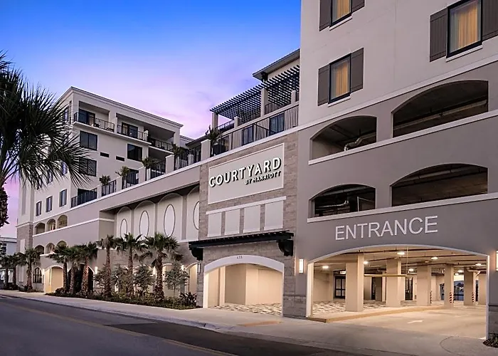 Courtyard By Marriott Clearwater 3*